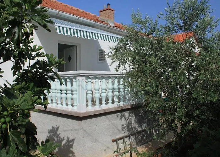 By The Sea - 8304 * אוגייאן